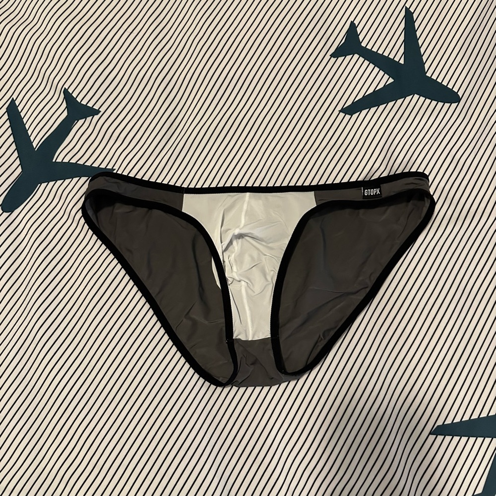 Men’s nylon bikini brief underwear. Medium.